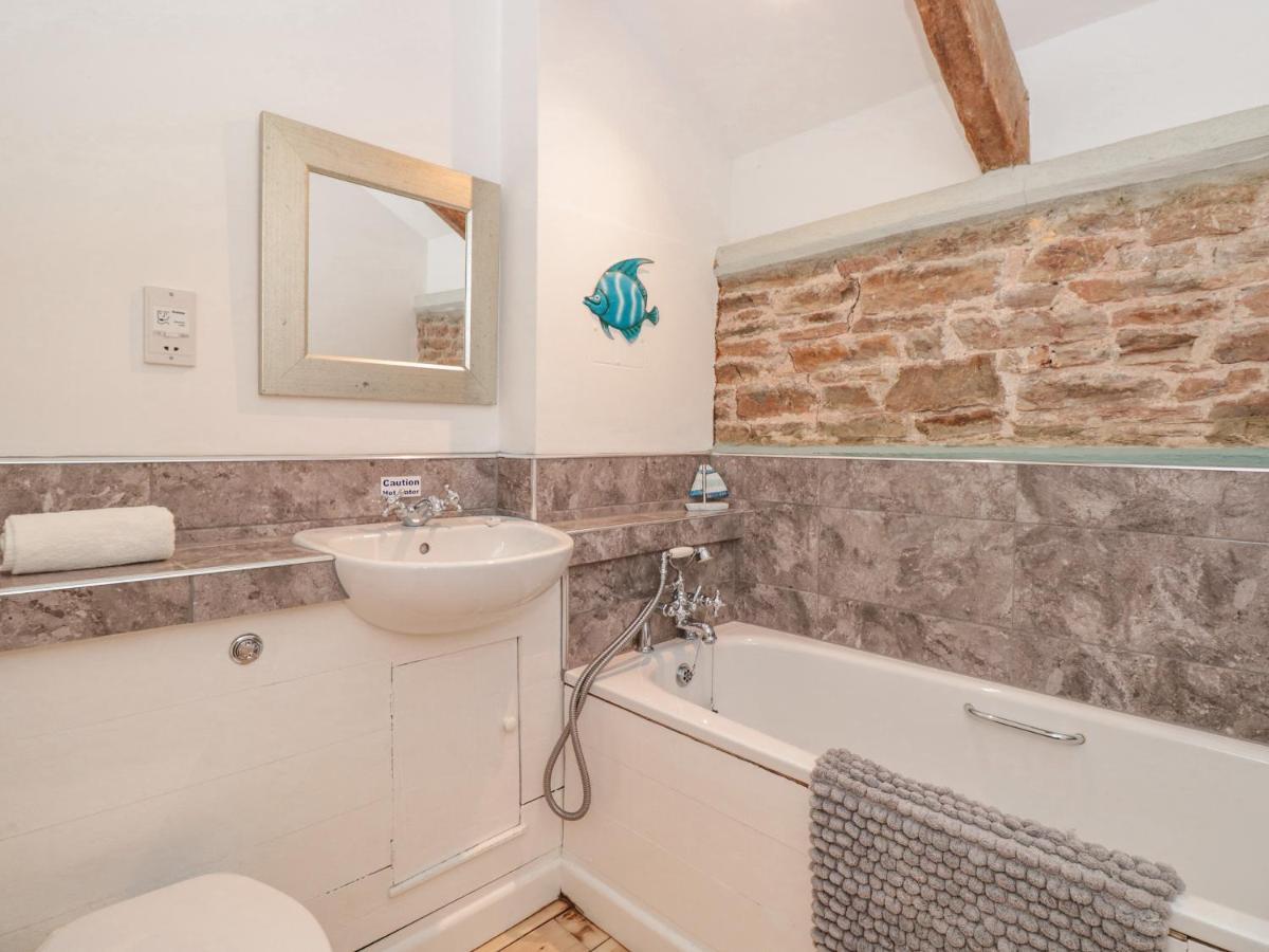1 Alston Farm Cottages Бриксем Экстерьер фото
